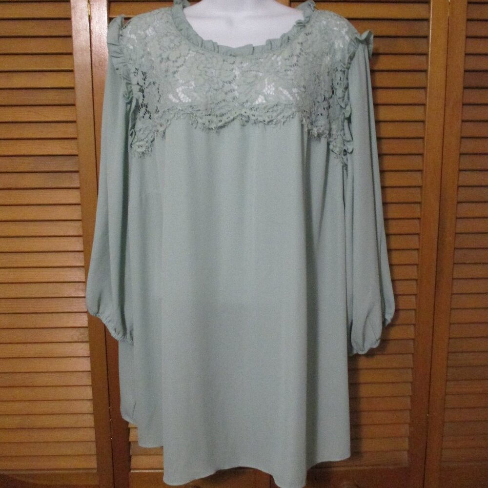 City Chic top feminine sage green, lacy, lightweight, like new size 1x